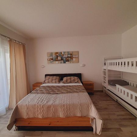 Villa Iva Rastevic ภายนอก รูปภาพ