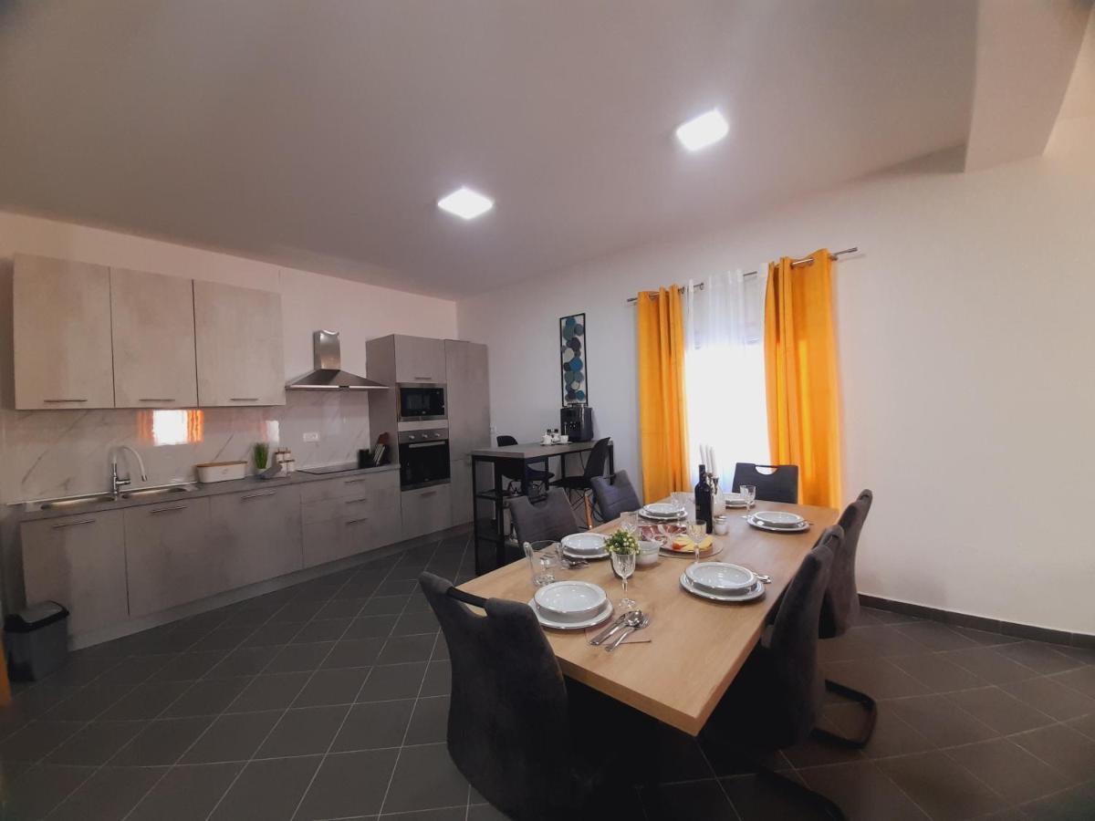 Villa Iva Rastevic ภายนอก รูปภาพ